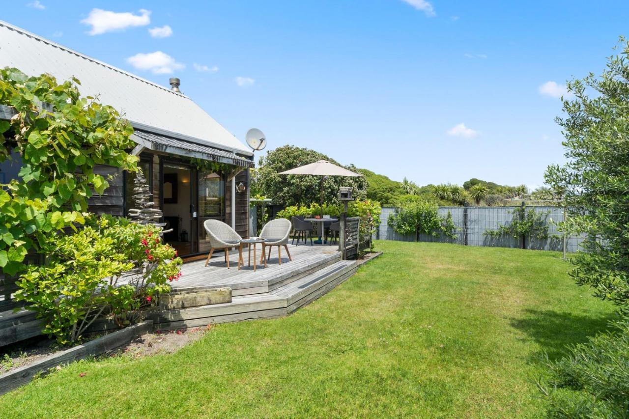 Waimea Cottage - Waikanae Holiday Home Esterno foto